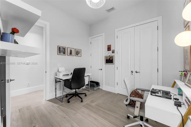 4819 University Drive 4819, Coral Gables, FL 33146