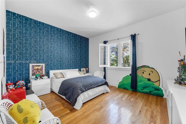 4819 University Drive 4819, Coral Gables, FL 33146