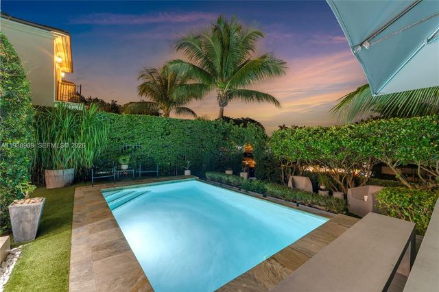 4819 University Drive 4819, Coral Gables, FL 33146