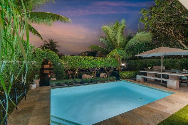 4819 University Drive 4819, Coral Gables, FL 33146