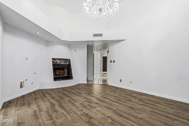 2093 Paseo Del Prado Drive, El Paso, TX 79936