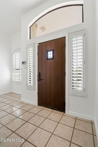 2093 Paseo Del Prado Drive, El Paso, TX 79936