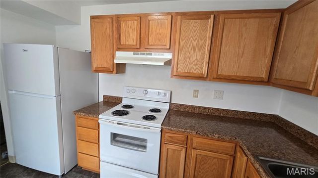 10 Yorkshire Lane 6, Shiloh, IL 62221