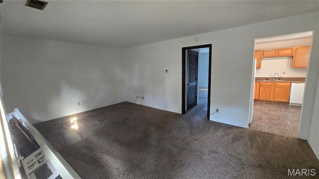 10 Yorkshire Lane 6, Shiloh, IL 62221