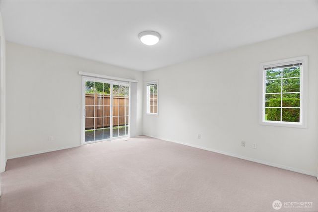 4716 Stratford Lane SE, Olympia, WA 98501