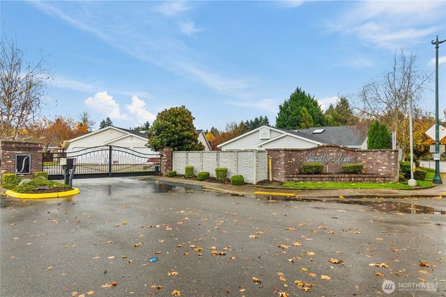 4716 Stratford Lane SE, Olympia, WA 98501