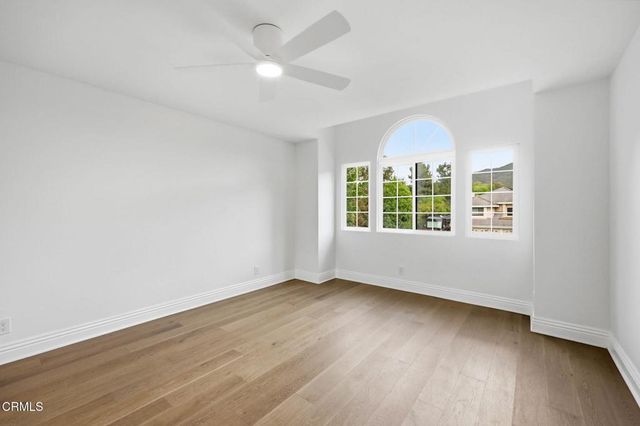 947 Golden Crest Avenue, Thousand Oaks, CA 91320