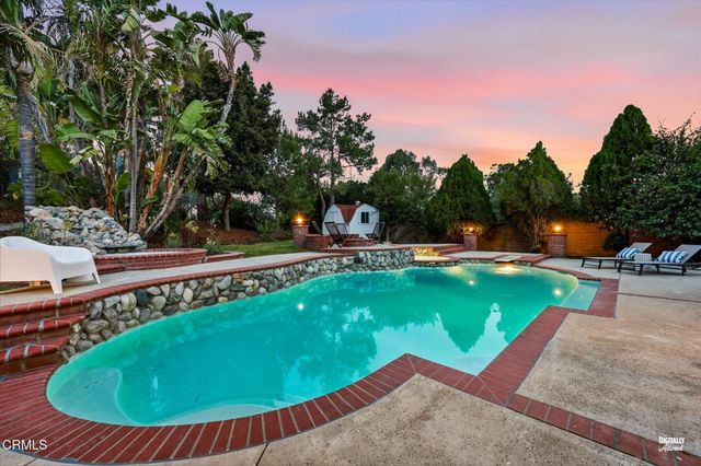 947 Golden Crest Avenue, Thousand Oaks, CA 91320