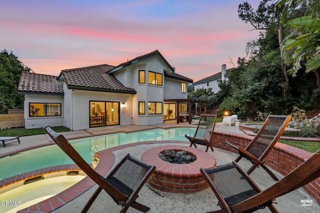 947 Golden Crest Avenue, Thousand Oaks, CA 91320