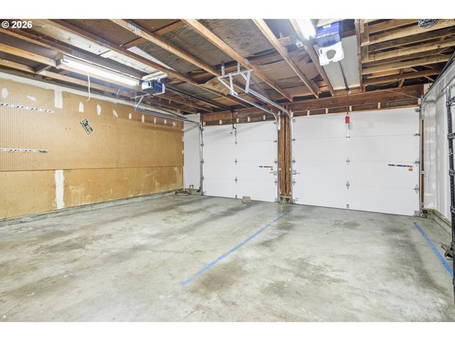 2013 Ne ROBERTS Ct, Gresham, OR 97030