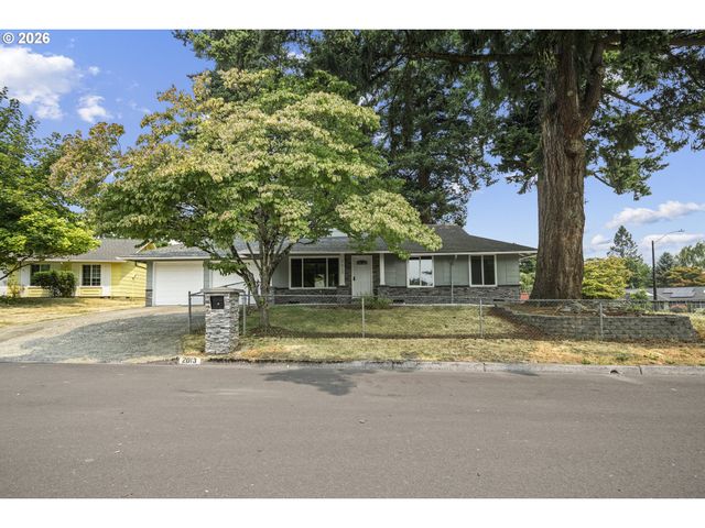 2013 Ne ROBERTS Ct, Gresham, OR 97030