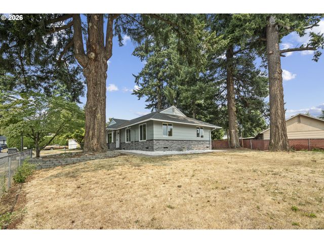 2013 Ne ROBERTS Ct, Gresham, OR 97030