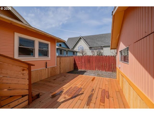 1905 Se DIVISION St, Portland, OR 97202