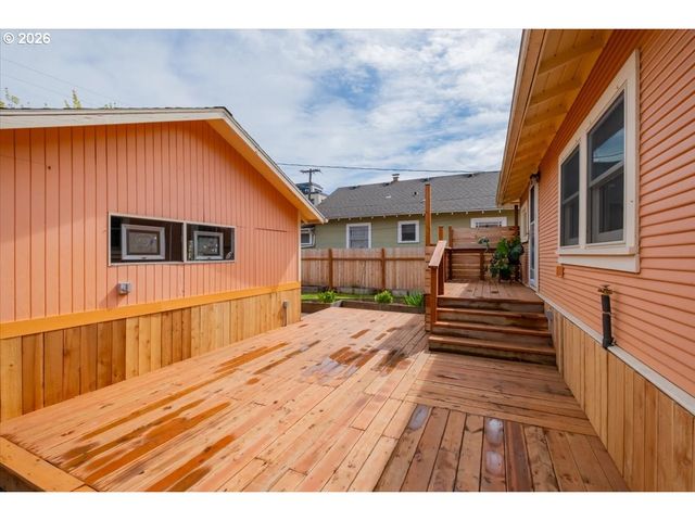 1905 Se DIVISION St, Portland, OR 97202
