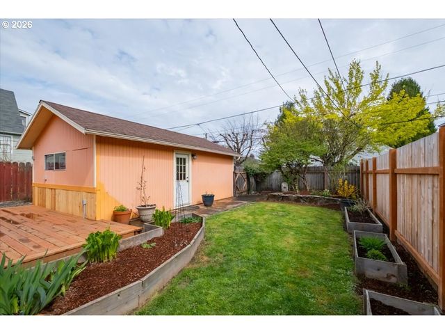 1905 Se DIVISION St, Portland, OR 97202