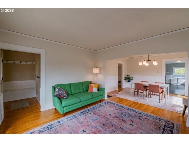 1905 Se DIVISION St, Portland, OR 97202