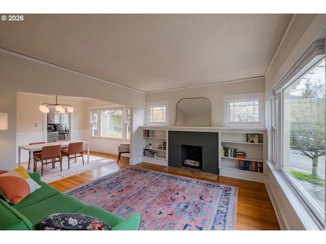 1905 Se DIVISION St, Portland, OR 97202