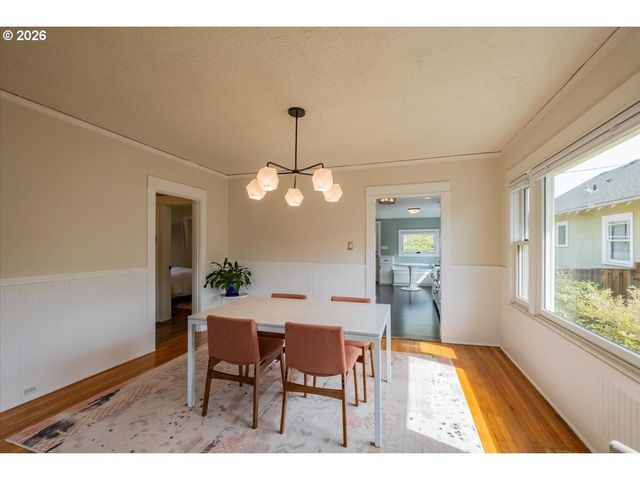 1905 Se DIVISION St, Portland, OR 97202