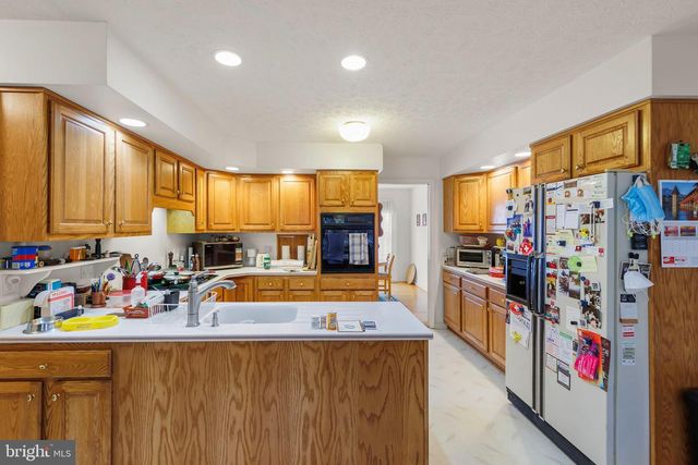 100 WINNS CIR, Winchester, VA 22602