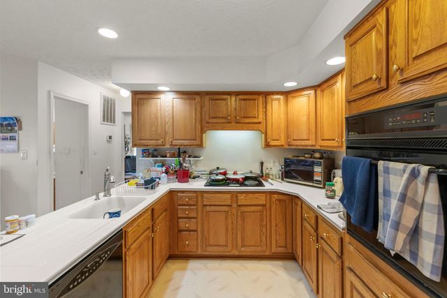 100 WINNS CIR, Winchester, VA 22602