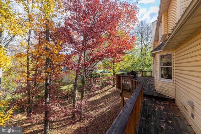 100 WINNS CIR, Winchester, VA 22602