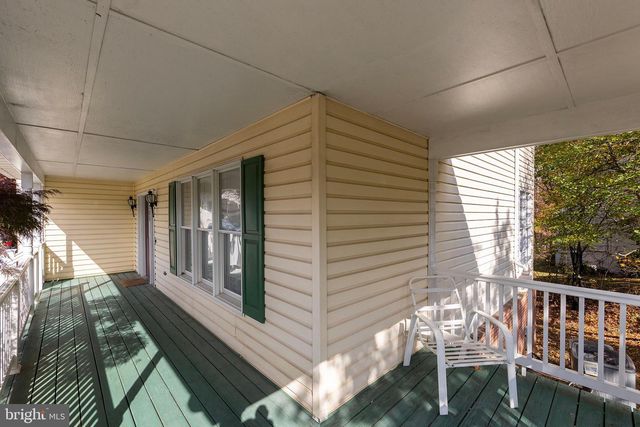 100 WINNS CIR, Winchester, VA 22602