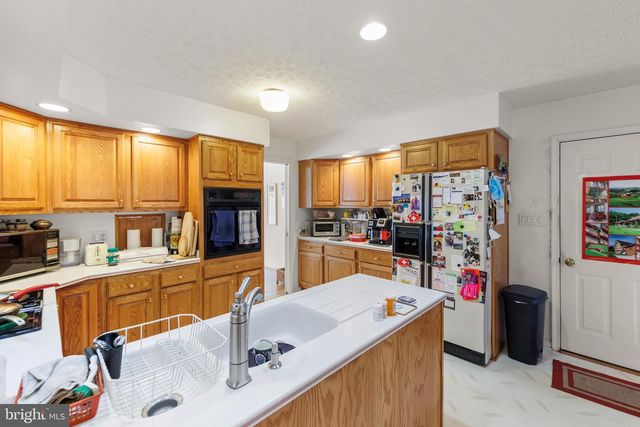 100 WINNS CIR, Winchester, VA 22602