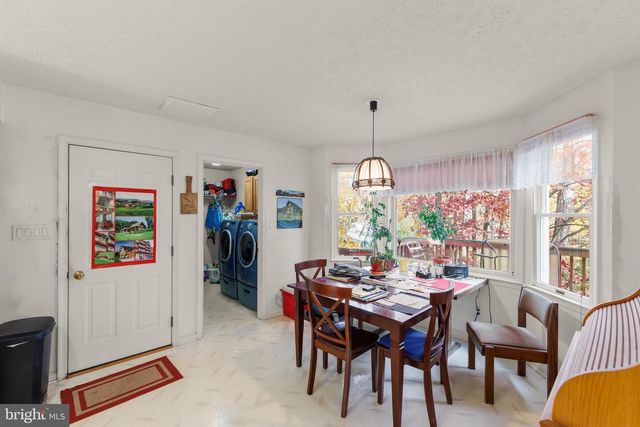 100 WINNS CIR, Winchester, VA 22602