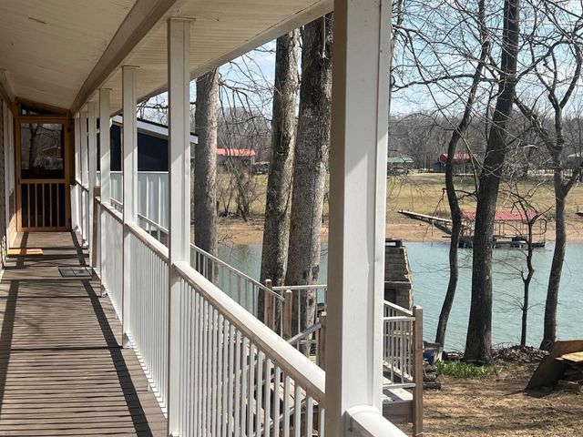 201 BEECHVIEW DR, Clifton, TN 38425