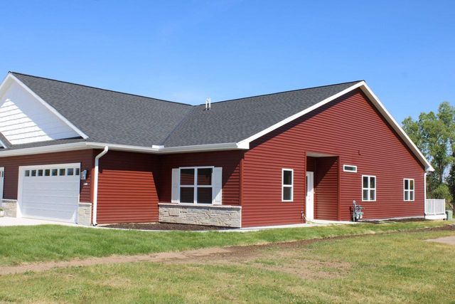 1320 Kettle DRIVE, Kewaskum, WI 53040