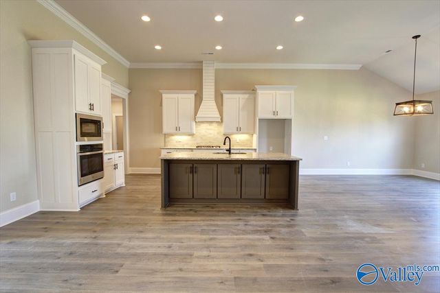 Highpoint - B-1 Culross Drive, Athens, AL 35611