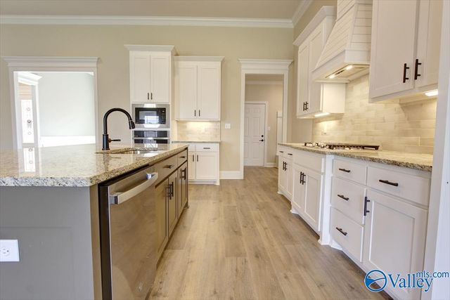 Highpoint - B-1 Culross Drive, Athens, AL 35611