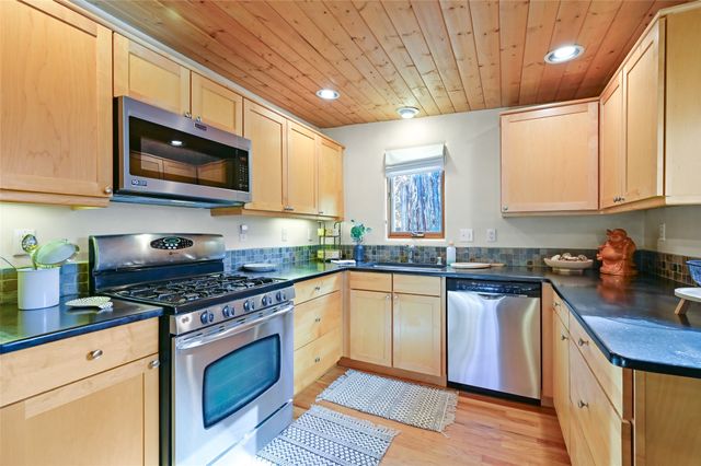 465 Camino Don Miguel, Santa Fe, NM 87505