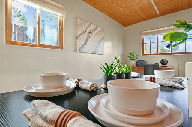 465 Camino Don Miguel, Santa Fe, NM 87505