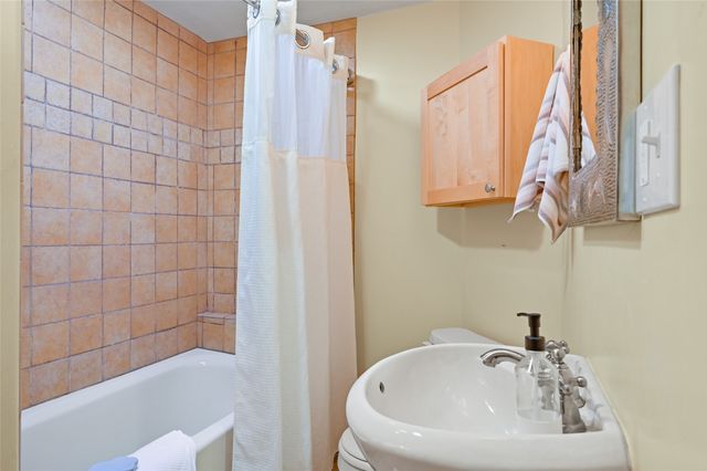 465 Camino Don Miguel, Santa Fe, NM 87505