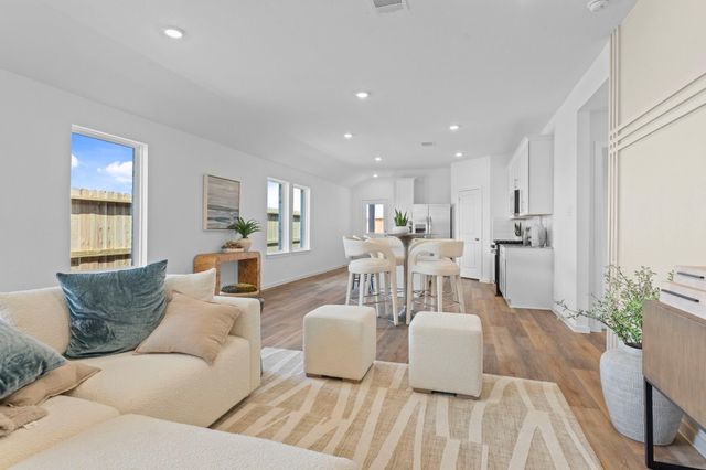 3533 Longhorn Valley Street, League City, TX 77573