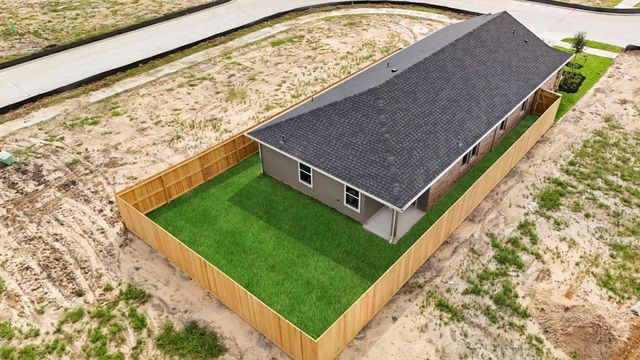 3533 Longhorn Valley Street, League City, TX 77573