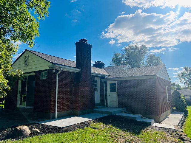 714 St Matthews Circle, Taylor Mill, KY 41015