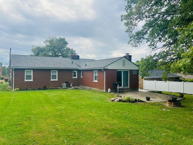 714 St Matthews Circle, Taylor Mill, KY 41015