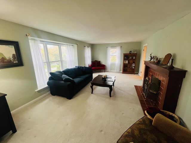 714 St Matthews Circle, Taylor Mill, KY 41015