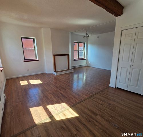 52 Atwood Street 3B, Hartford, CT 06105