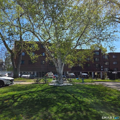 52 Atwood Street 3B, Hartford, CT 06105