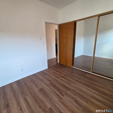 52 Atwood Street 3B, Hartford, CT 06105