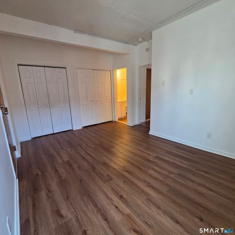 52 Atwood Street 3B, Hartford, CT 06105