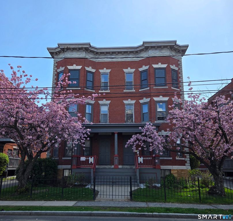 52 Atwood Street 3B, Hartford, CT 06105