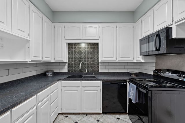 416 E Akard, Weatherford, TX 76086