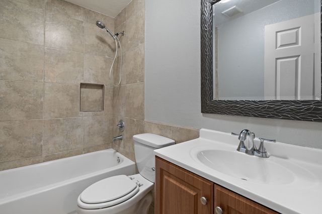 416 E Akard, Weatherford, TX 76086