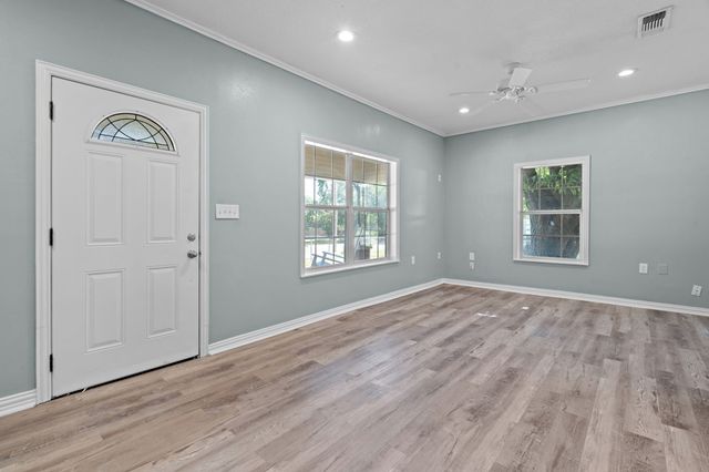 416 E Akard, Weatherford, TX 76086