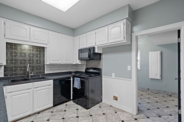 416 E Akard, Weatherford, TX 76086