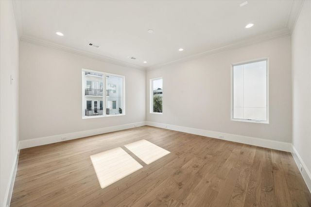 25 Wentworth Gate Path, Houston, TX 77027